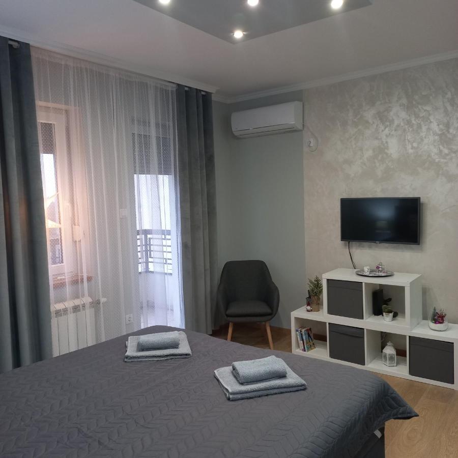 Apartman Lola Subotica Exteriör bild