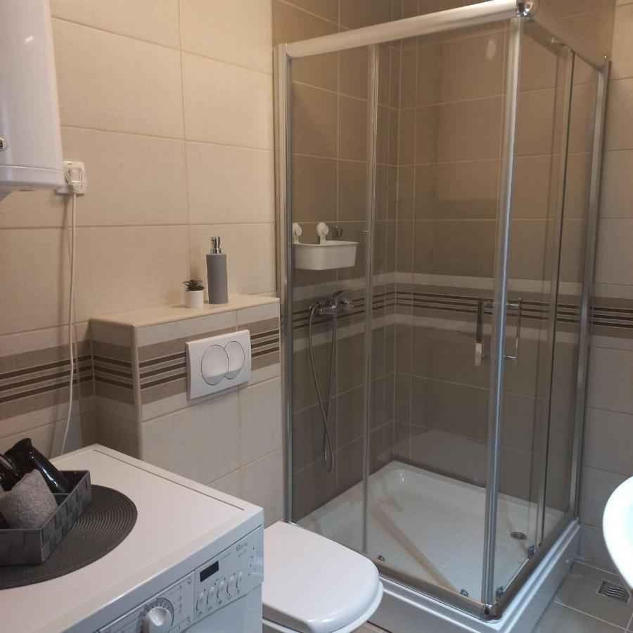 Apartman Lola Subotica Exteriör bild