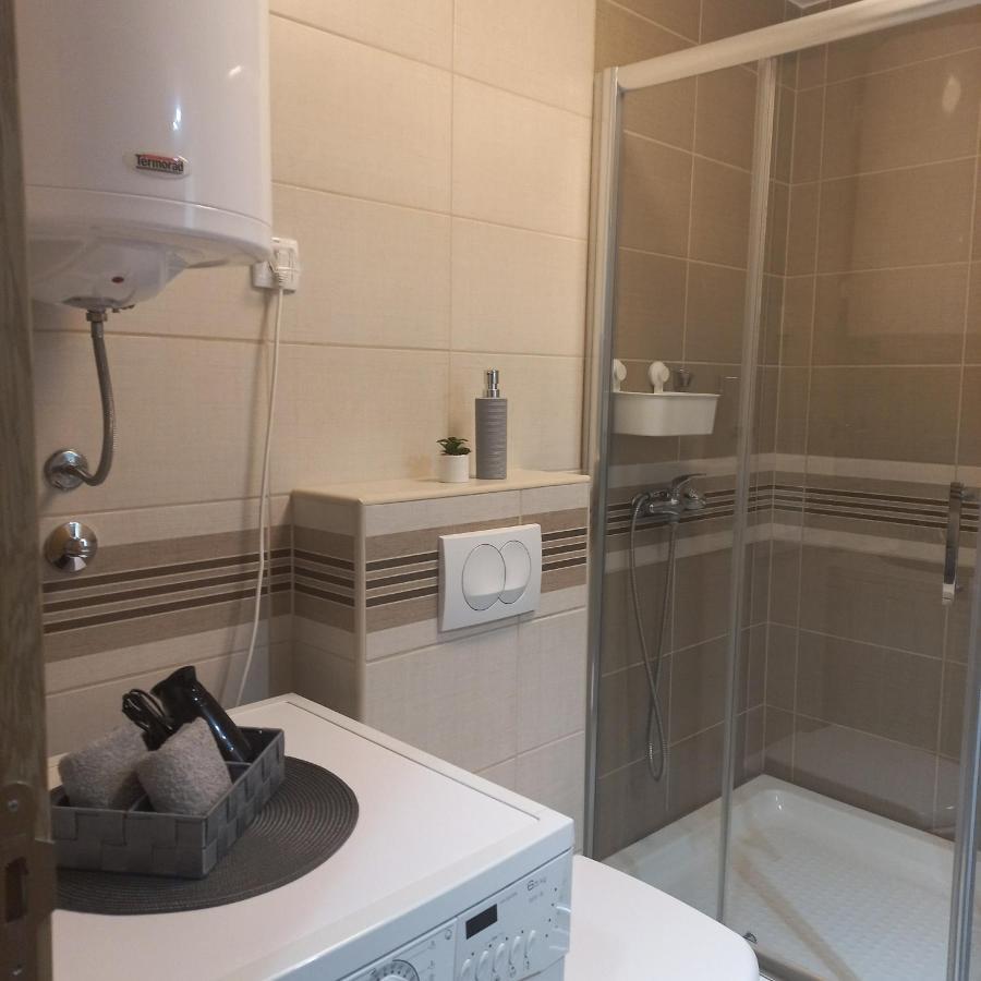 Apartman Lola Subotica Exteriör bild